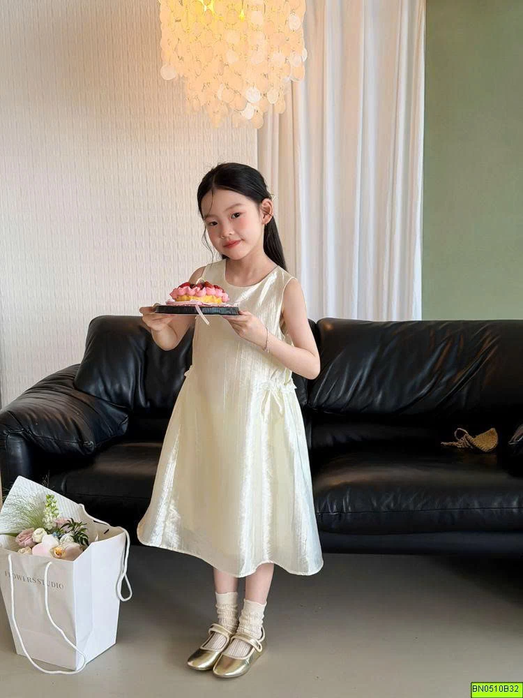 ĐẦM SÁT NÁCH AMBB 26C352