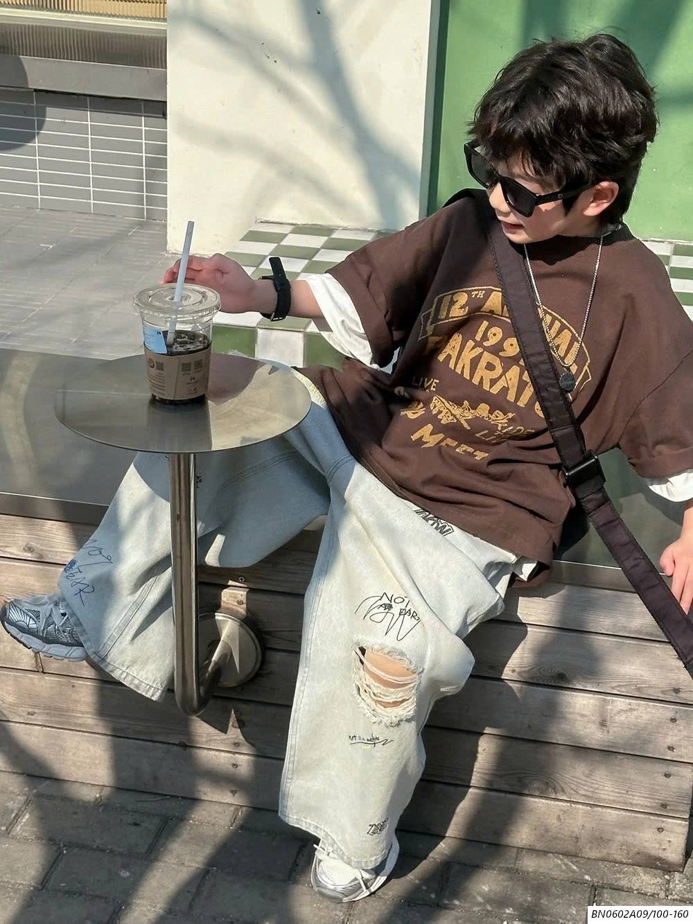 JEANS SUÔNG RÁCH AFTERMEE