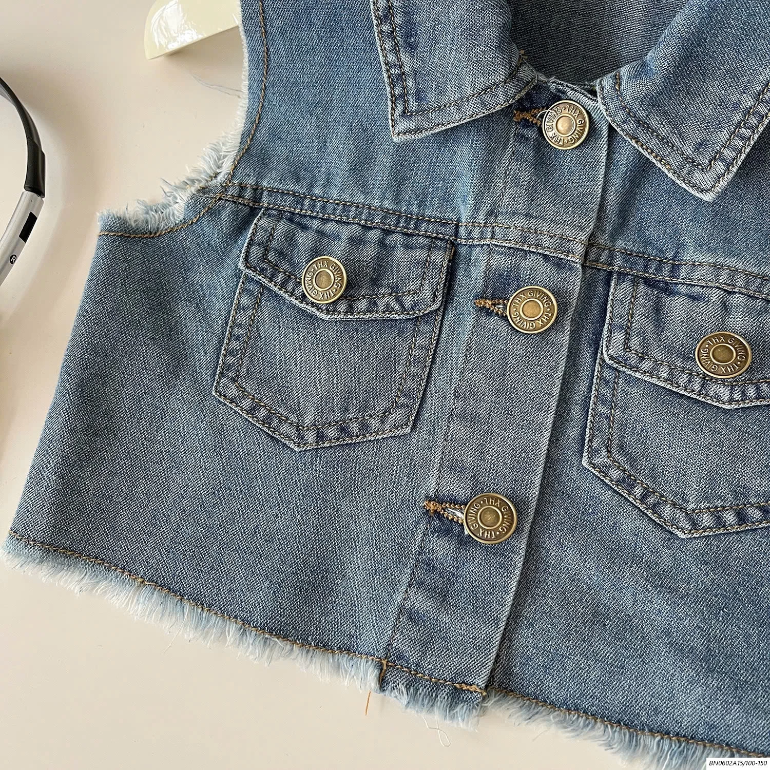 SÉT ĐẦM JEANS 2 CHI TIẾT TUA RUA