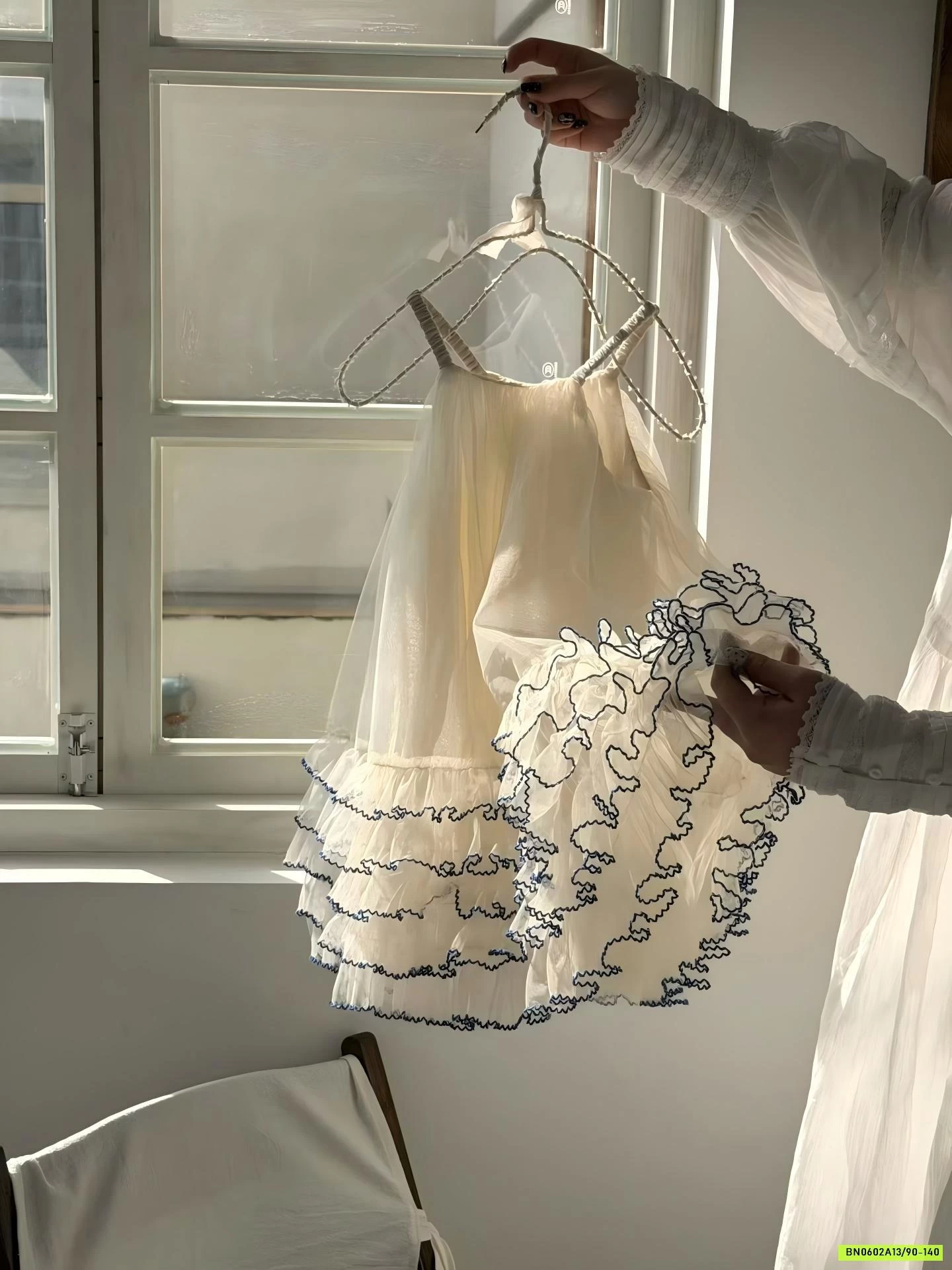 ĐẦM VOAN 2 DÂY PHỐI VIỀN