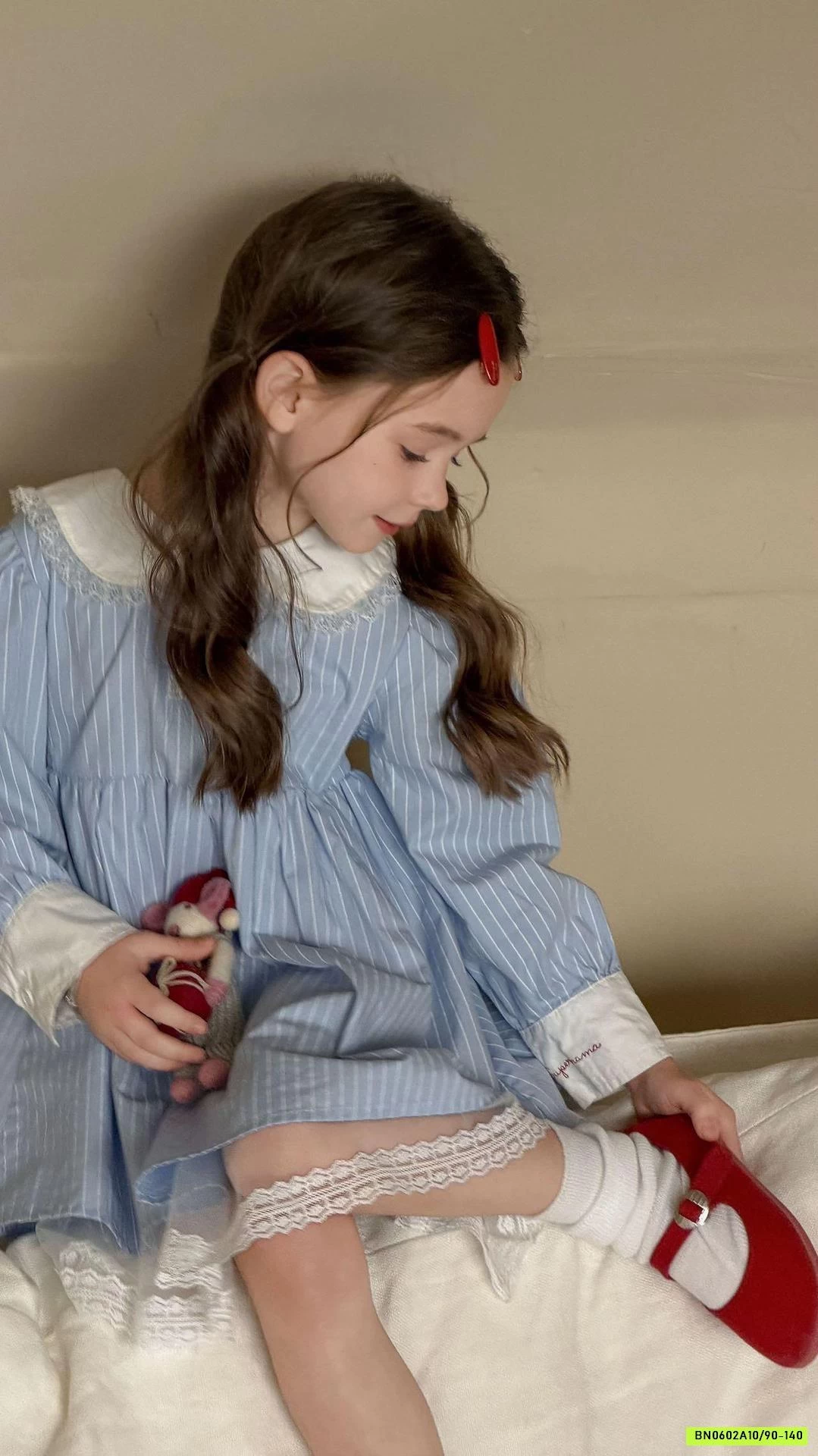 ĐẦM SƠ MI CỔ SEN PHỐI REN