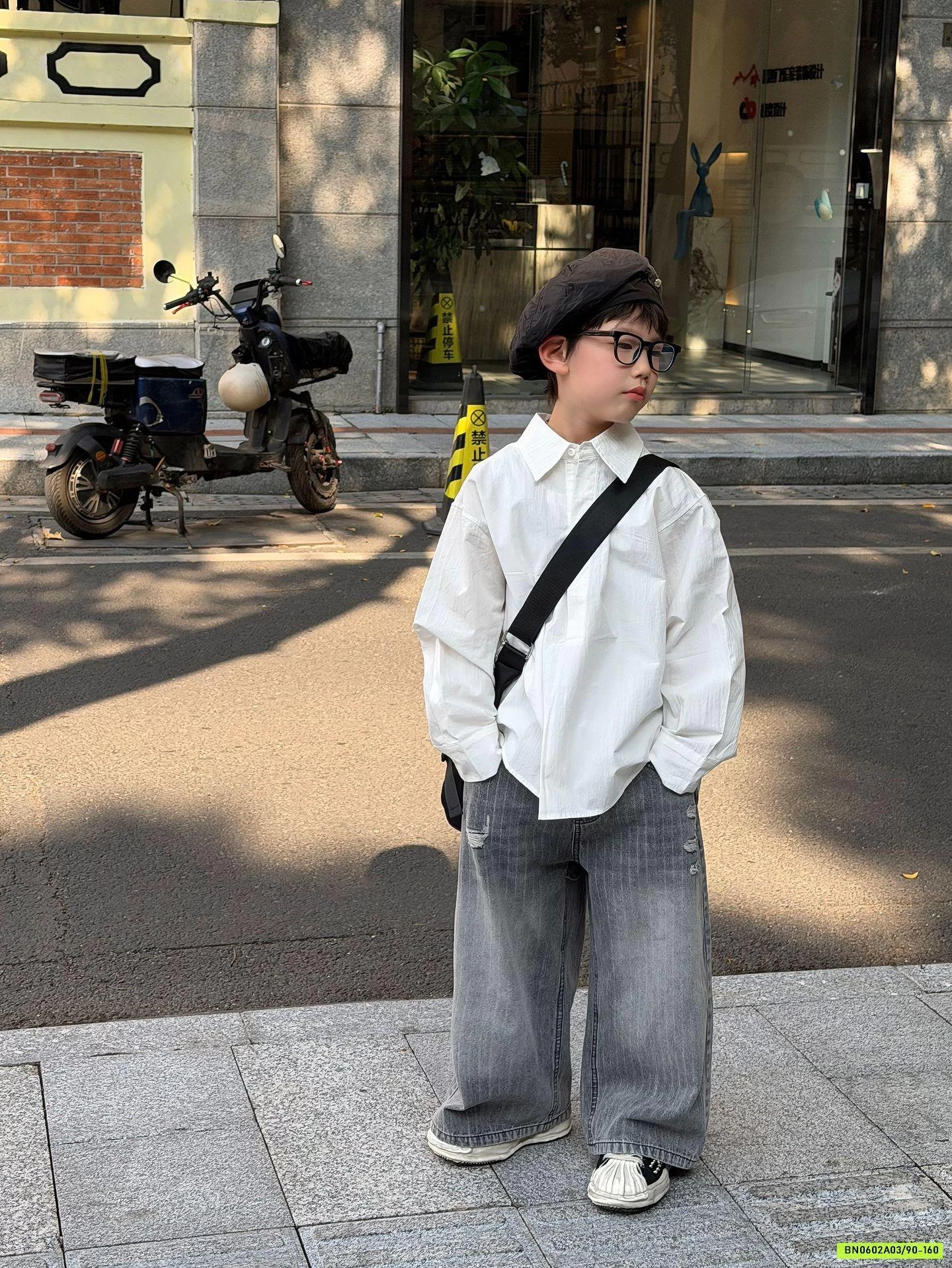 SƠ MI TRẮNG CỔ ĐỨC XẺ LƯNG FANSHU