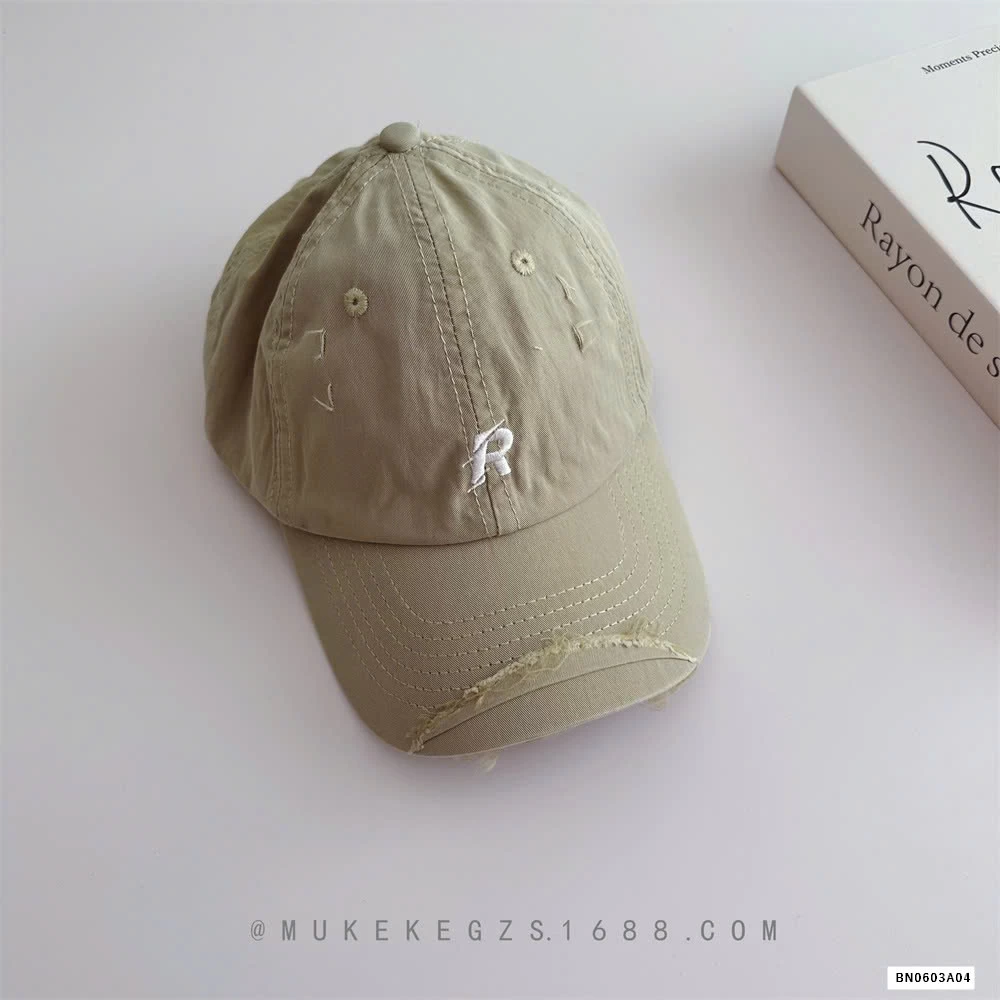 MŨ KẾT RÁCH THÊU CHỮ R