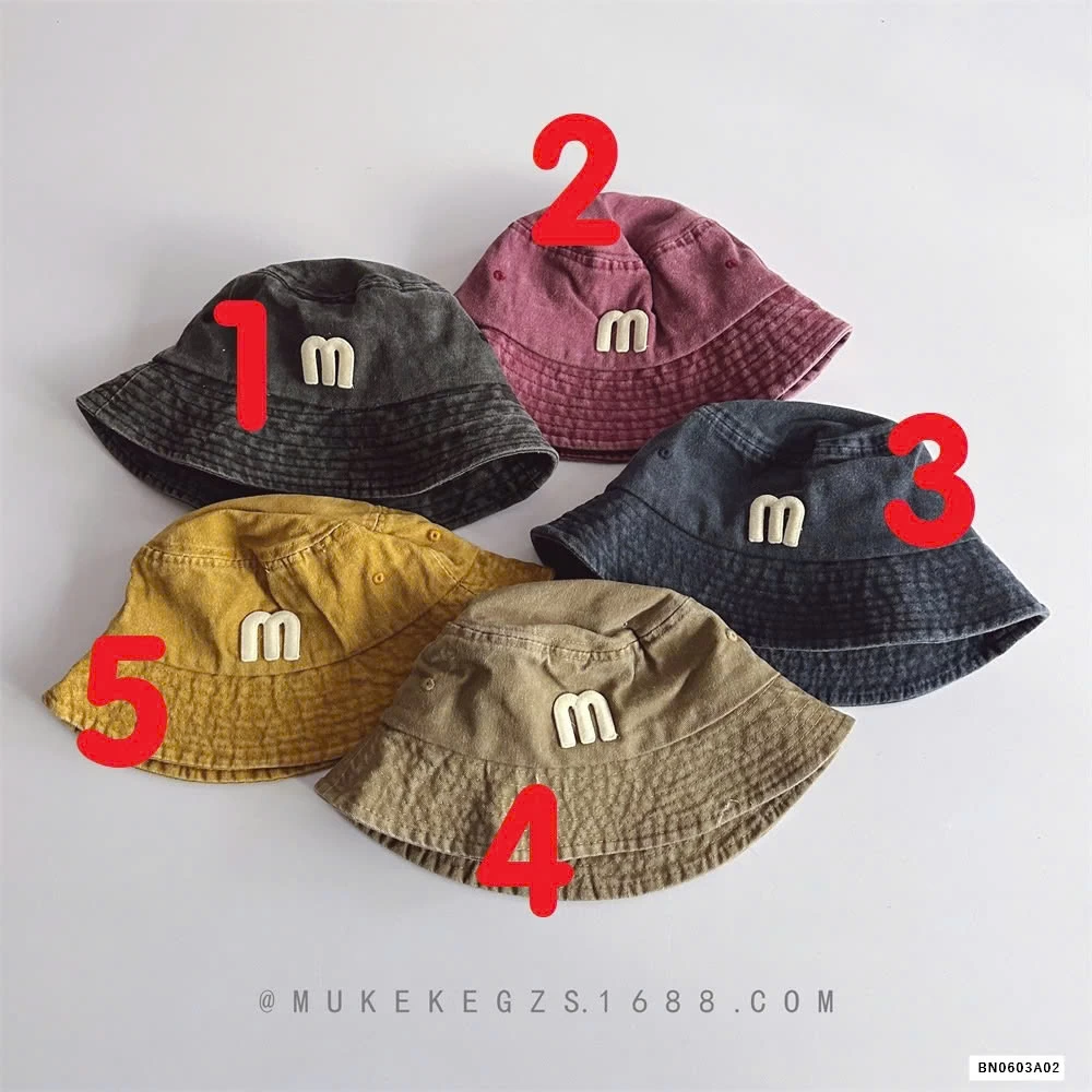 MŨ BÈO LOANG THÊU CHỮ M