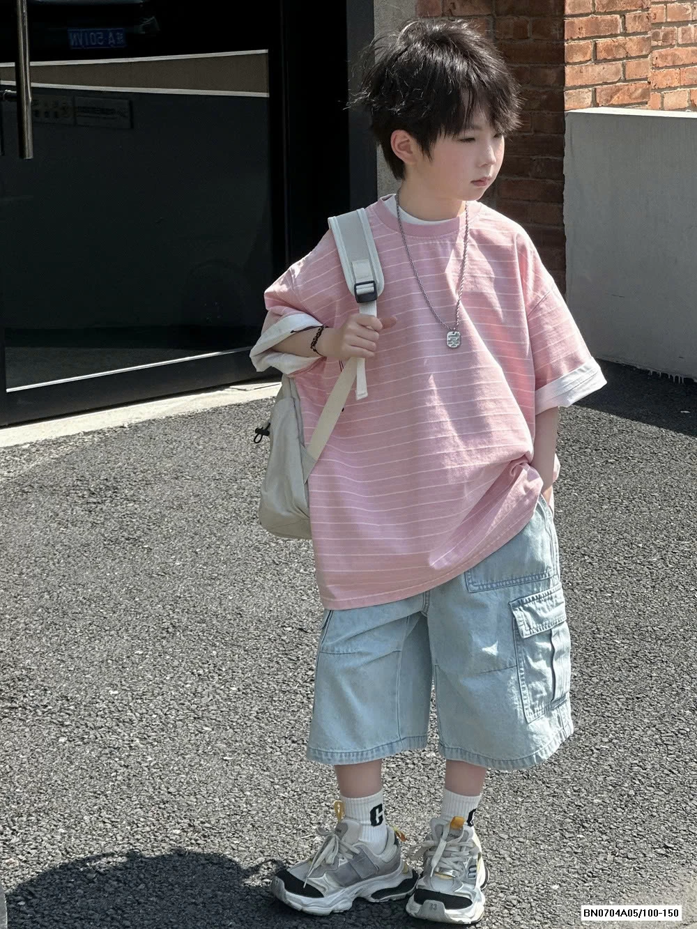 ÁO HỒNG KẺ MIX SHORT JEANS