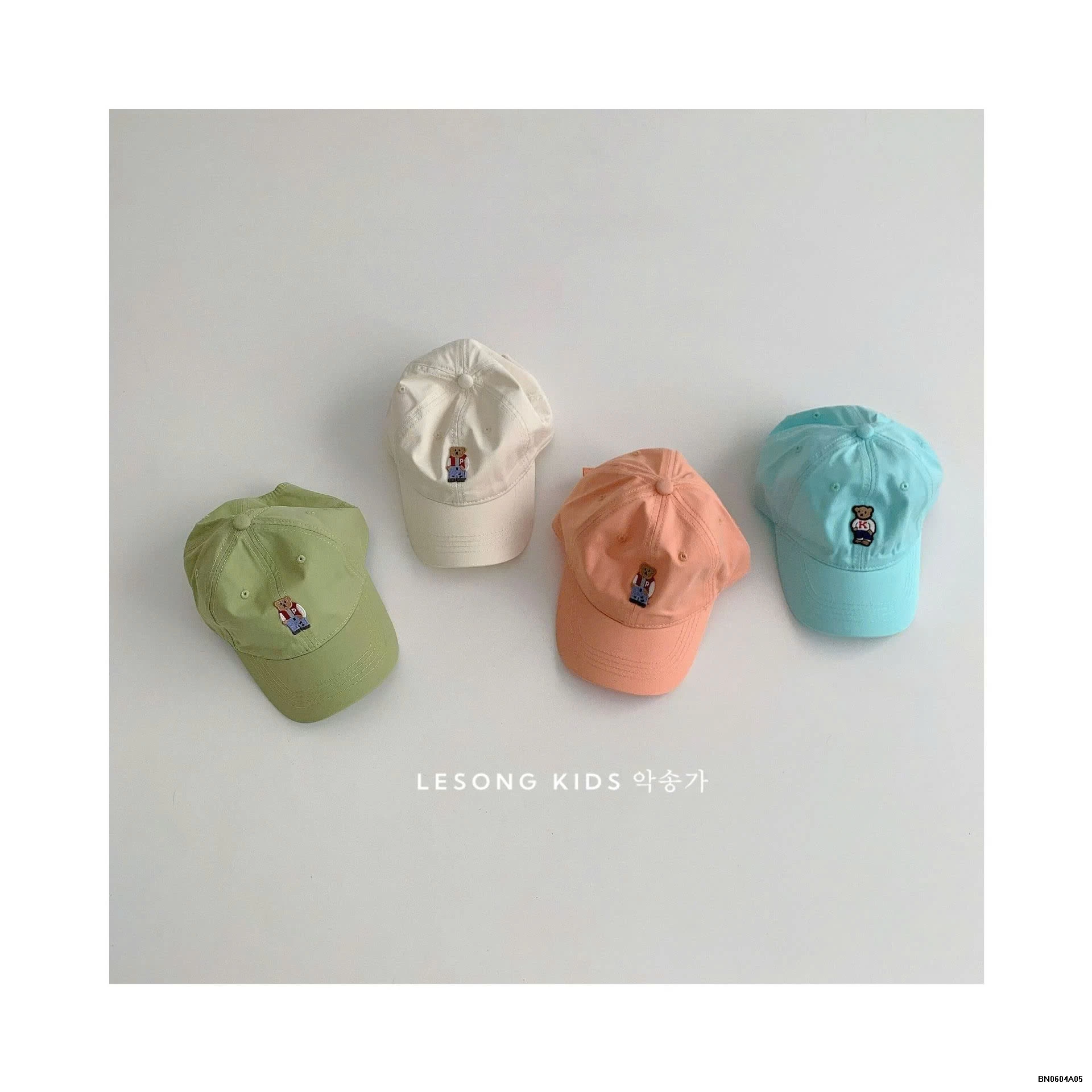 MŨ KẾT THÊU LOGO GẤU