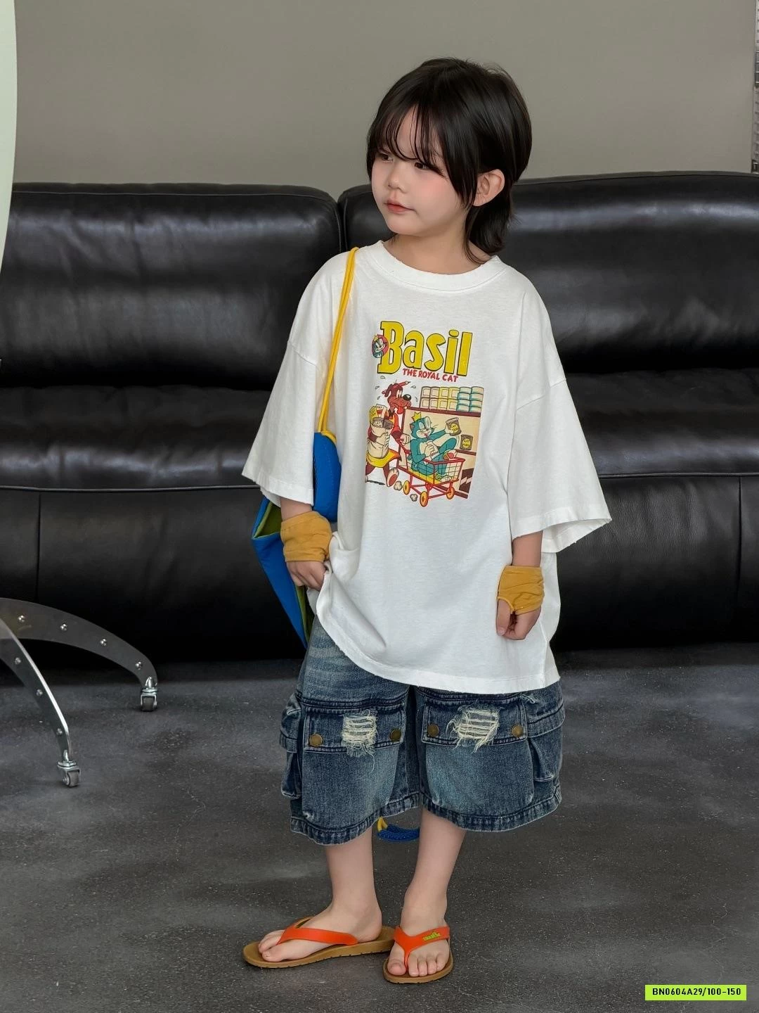 ÁO THUN TRẮNG IN BASIL