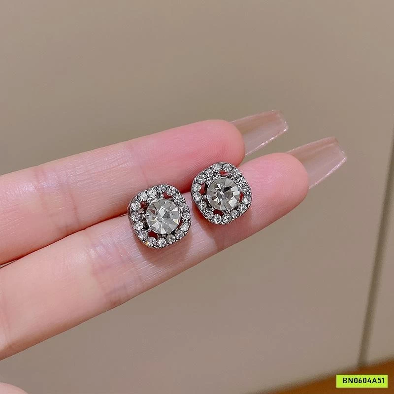 HOA TAI MẠ BẠC GẮN ĐÁ