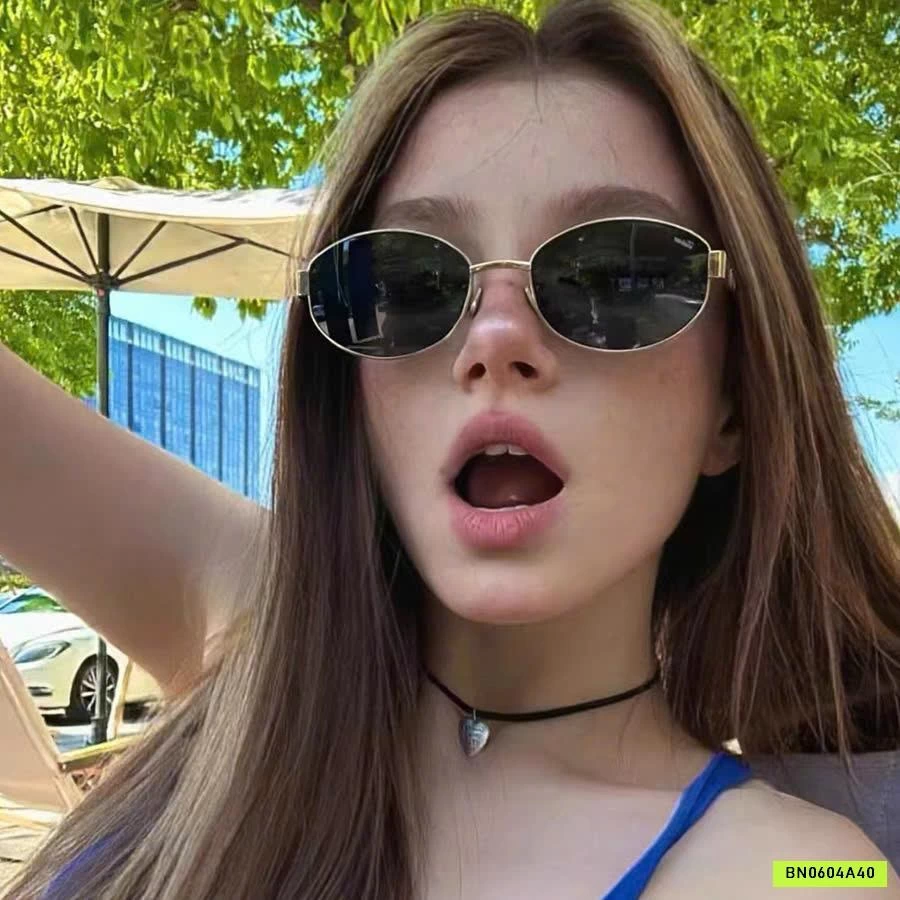 KÍNH RÂM C.N THỜI THƯỢNG KIỂU PHÁP