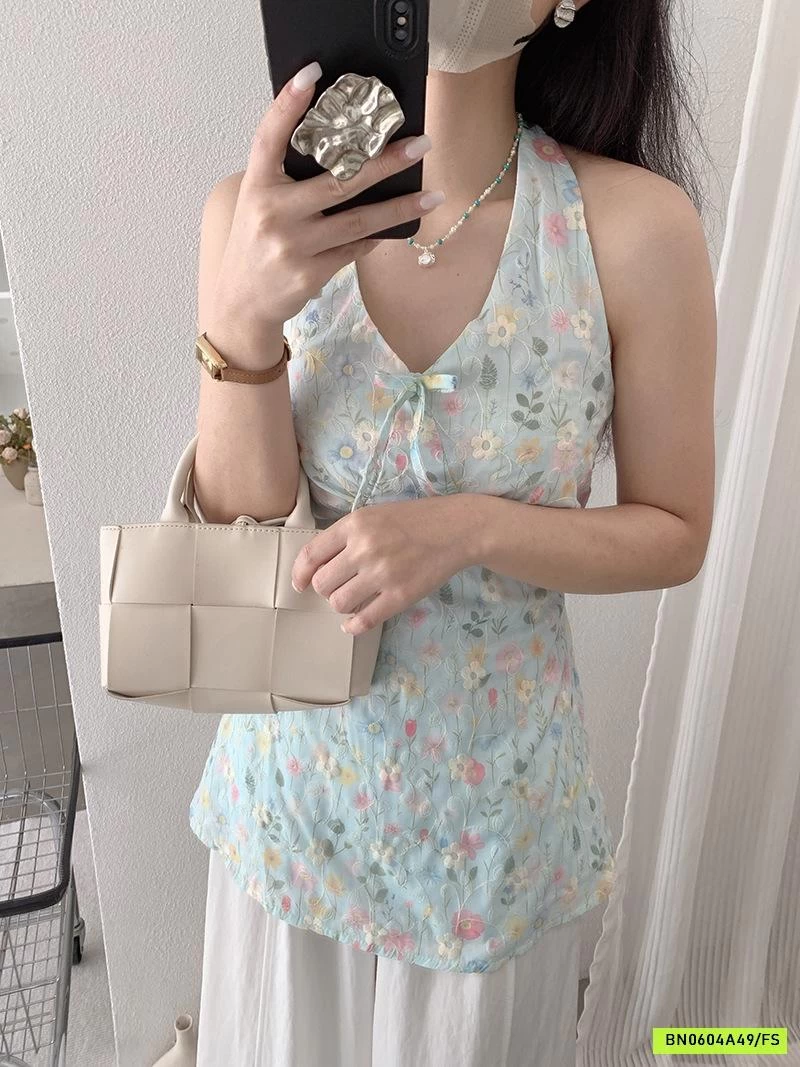 ÁO BABYDOLL THÊU HOA CỔ YẾM