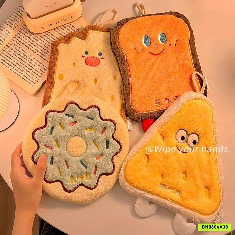 SET 4 KHĂN LAU TAY CUTE