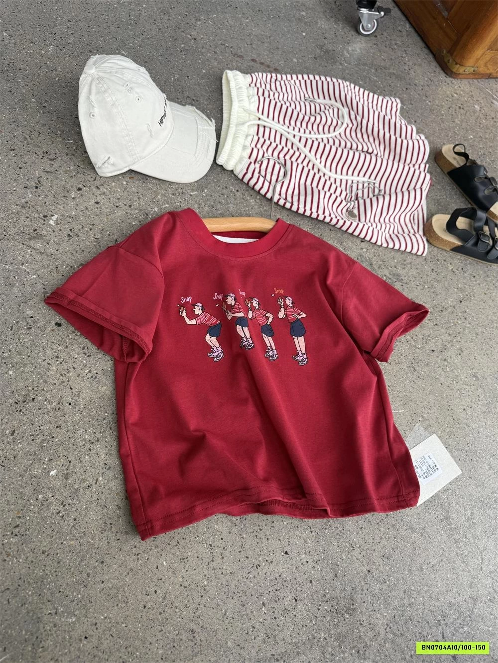 ÁO THUN ĐỎ IN HÌNH