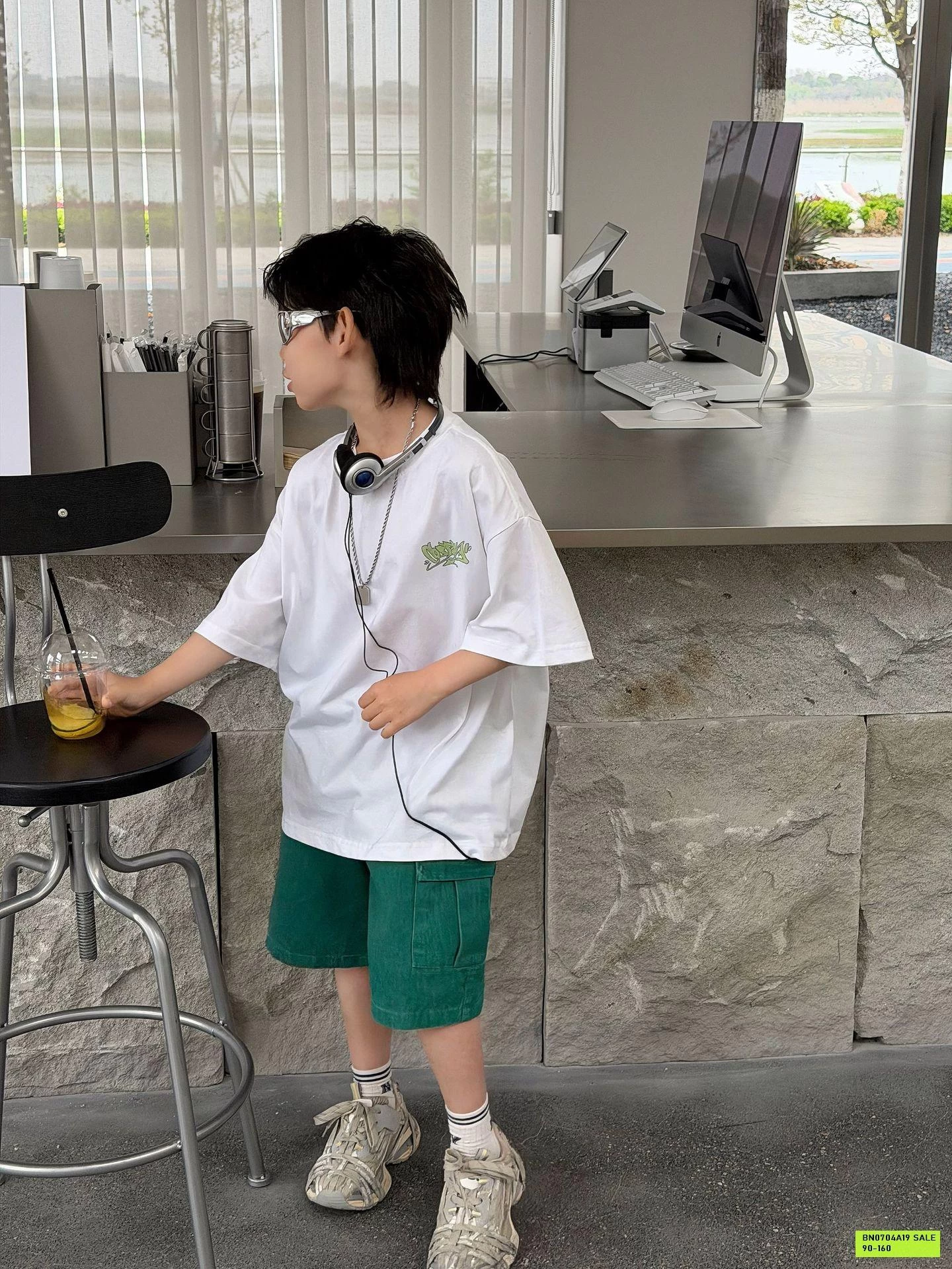 ÁO THUN IN XE TĂNG SAU LƯNG FANSHU