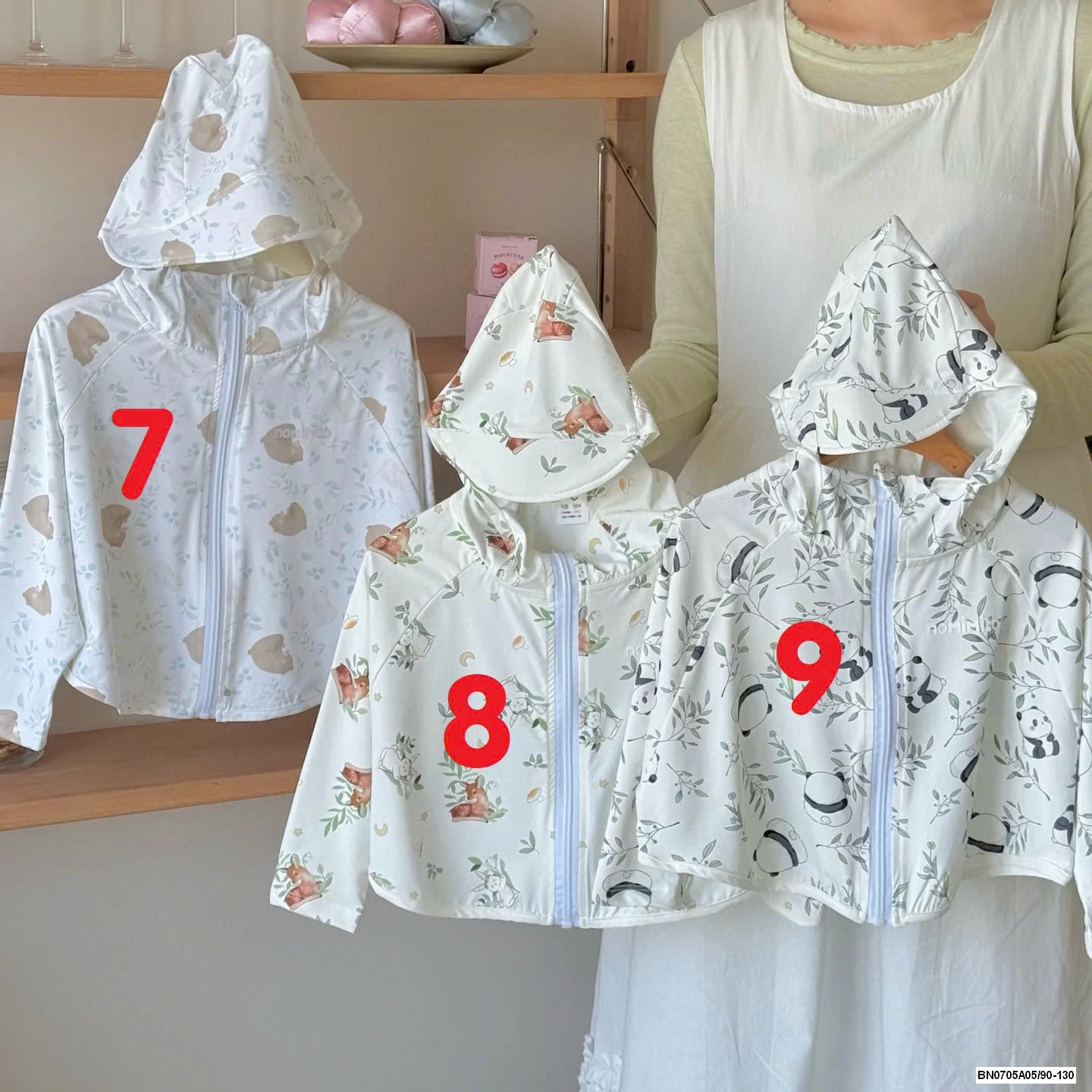 KHOÁC NẮNG CHO BÉ