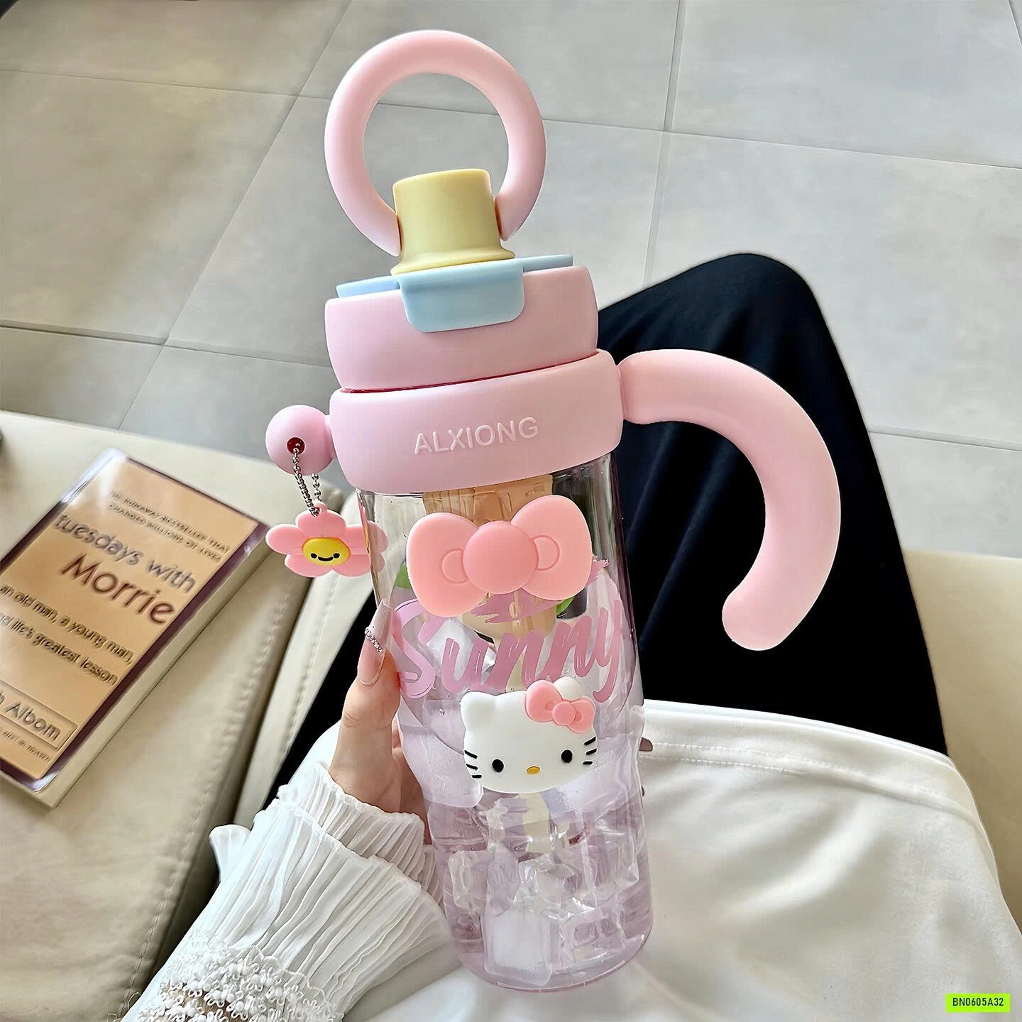BÌNH UỐNG NƯỚC CÓ TAY CẦM