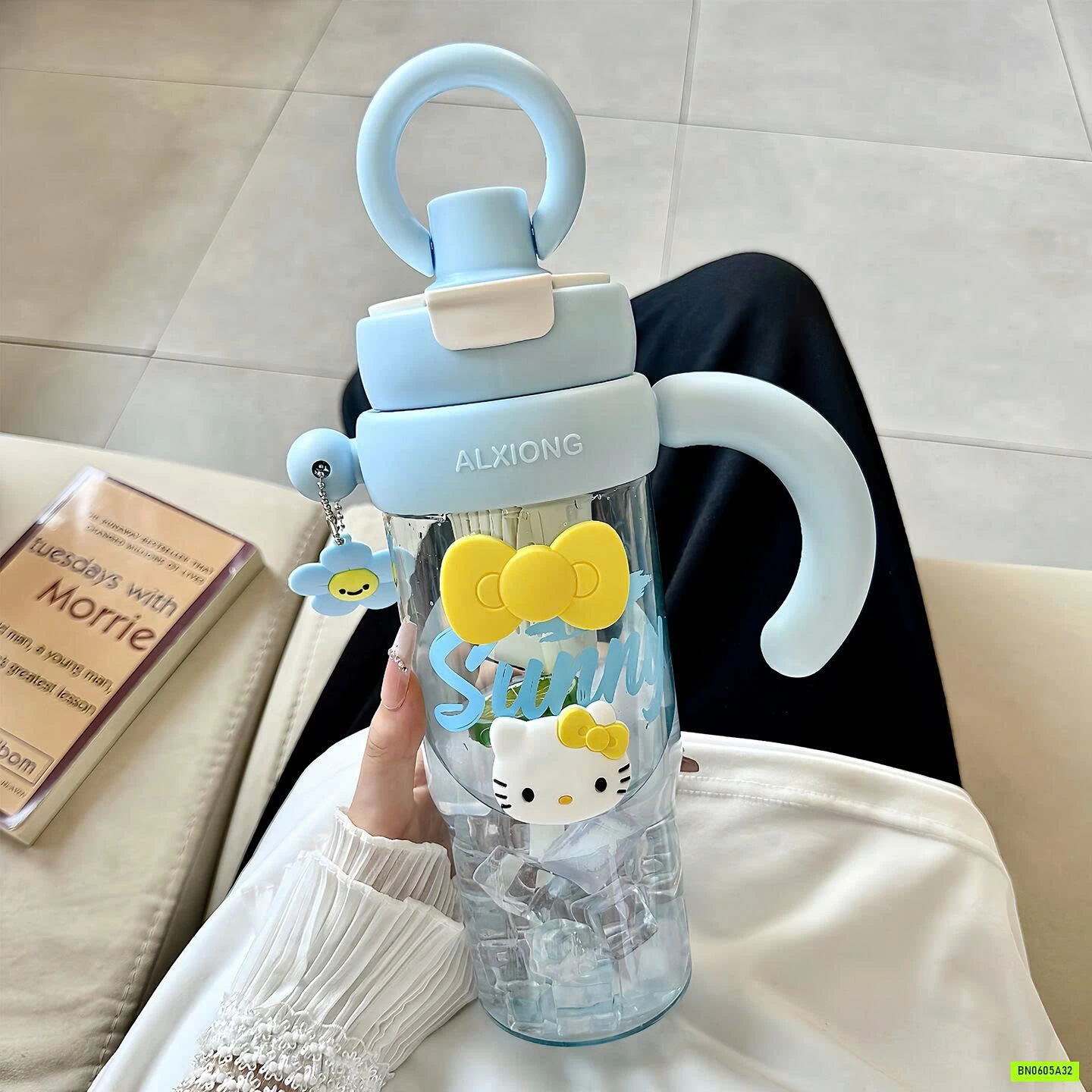 BÌNH UỐNG NƯỚC CÓ TAY CẦM