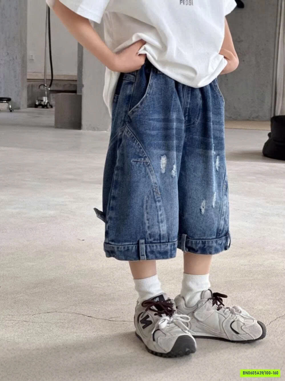 SHORT JEANS BÍ CÁ TÍNH