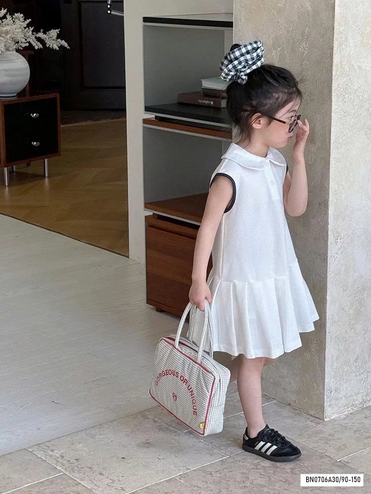 ĐẦM SÁT NÁCH CHÂN LY CỔ SEN