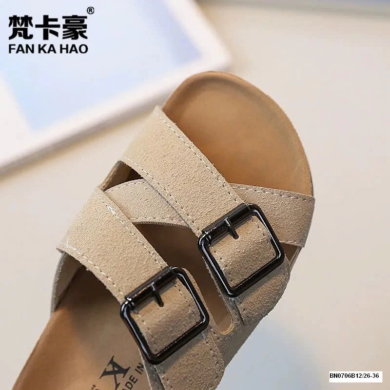 DÉP LÊ DA LỘN QUAI CHÉO