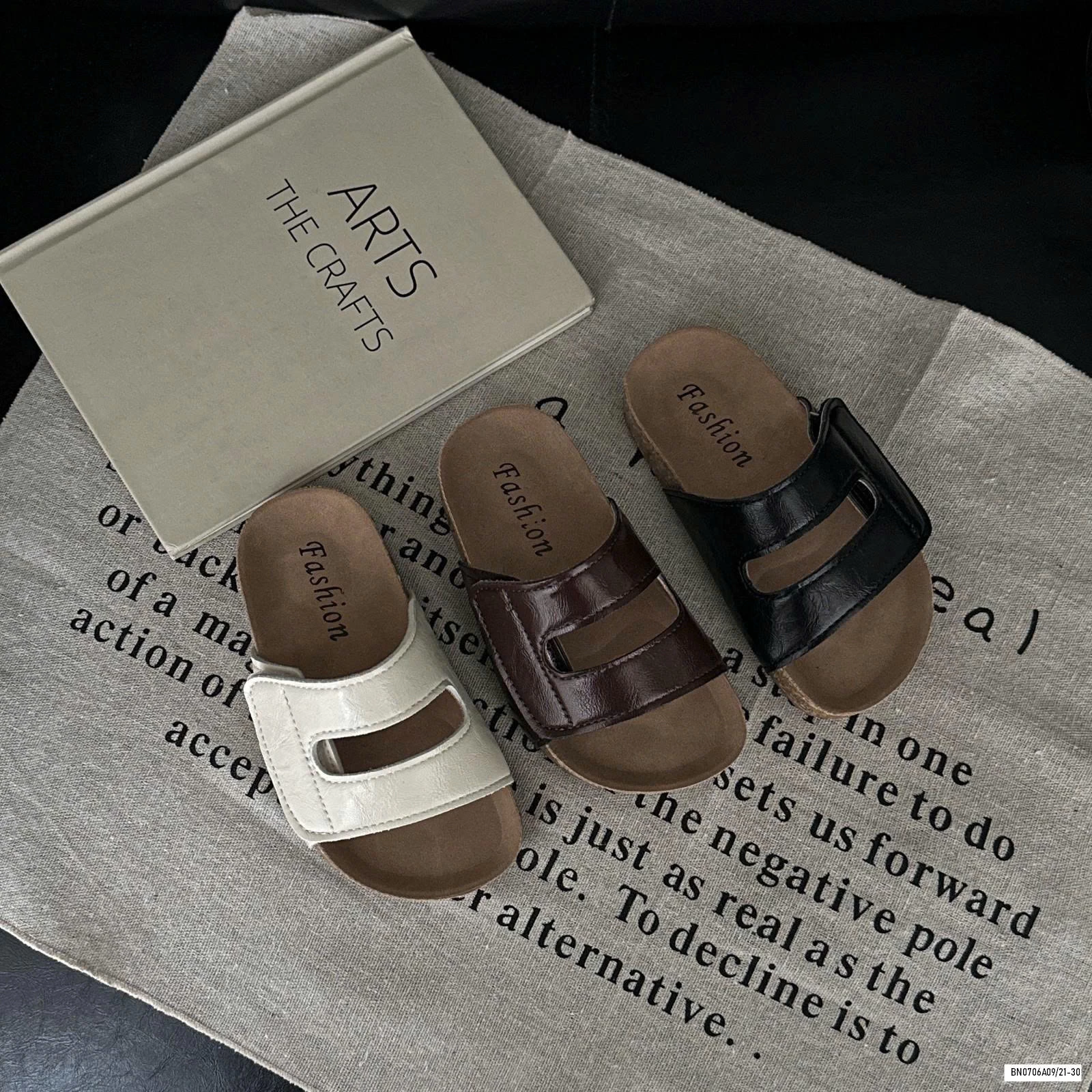 DÉP LÊ ĐẾ KẾP VINTAGE