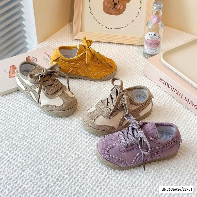 GIÀY THỂ THAO PHỐI MÀU BUỘC DÂY