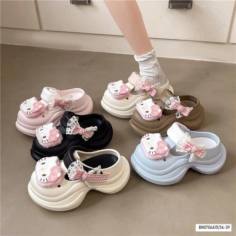 SỤC DẾ CAO KITTY