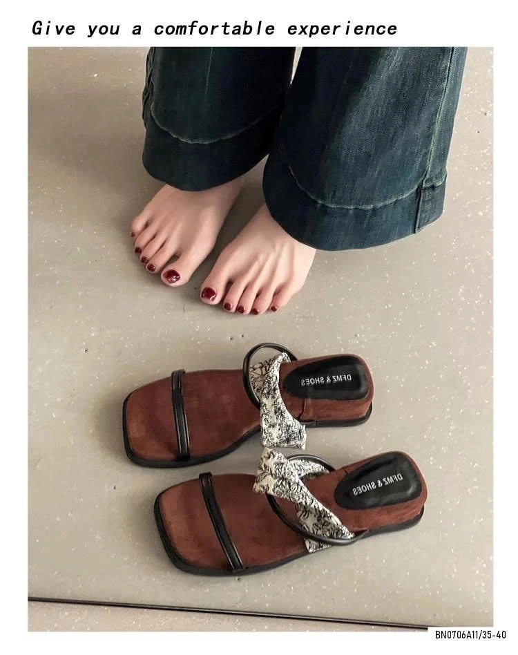 DÉP LÊ QUAI MẢNH HOA VĂN