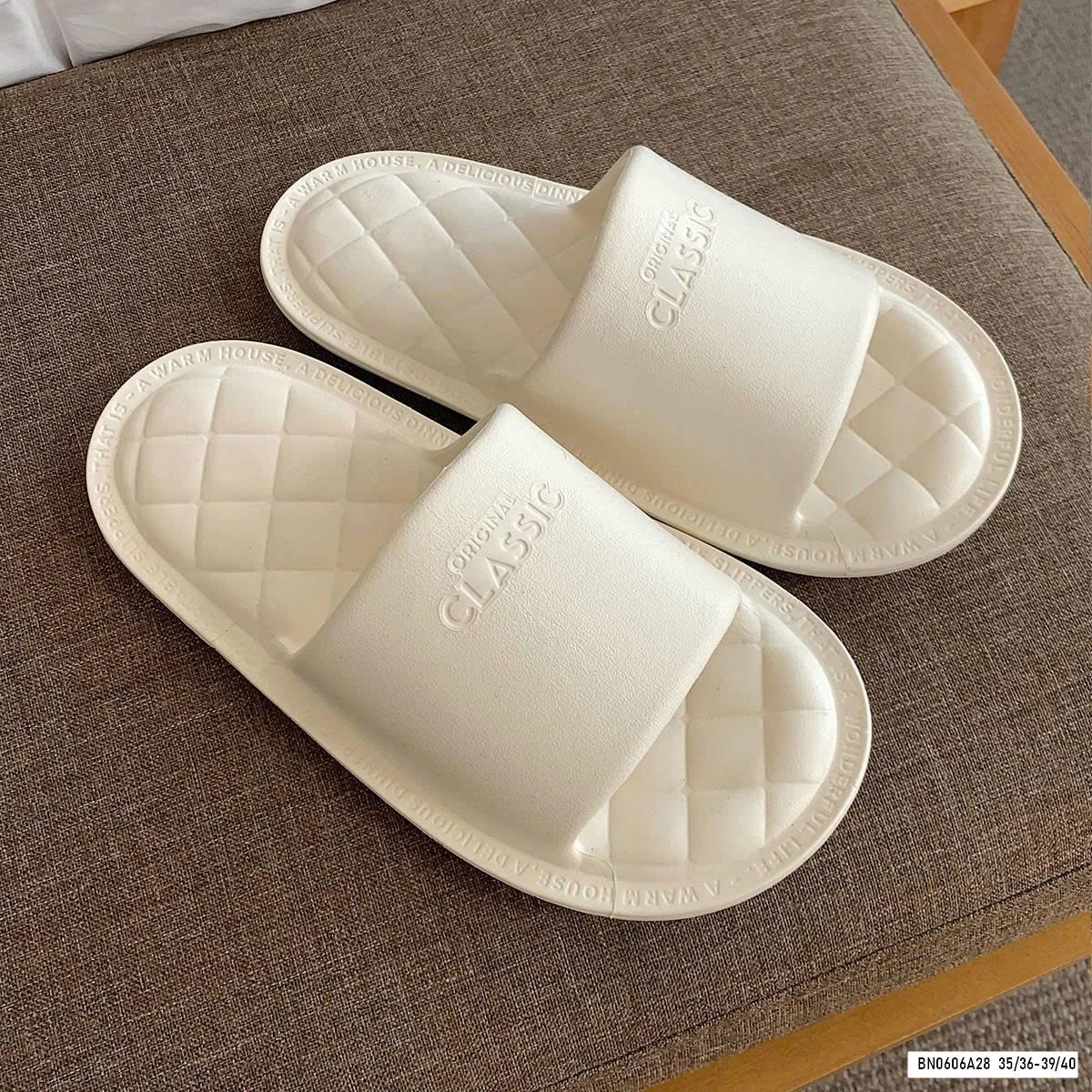 DÉP ĐI TRONG NHÀ EVA