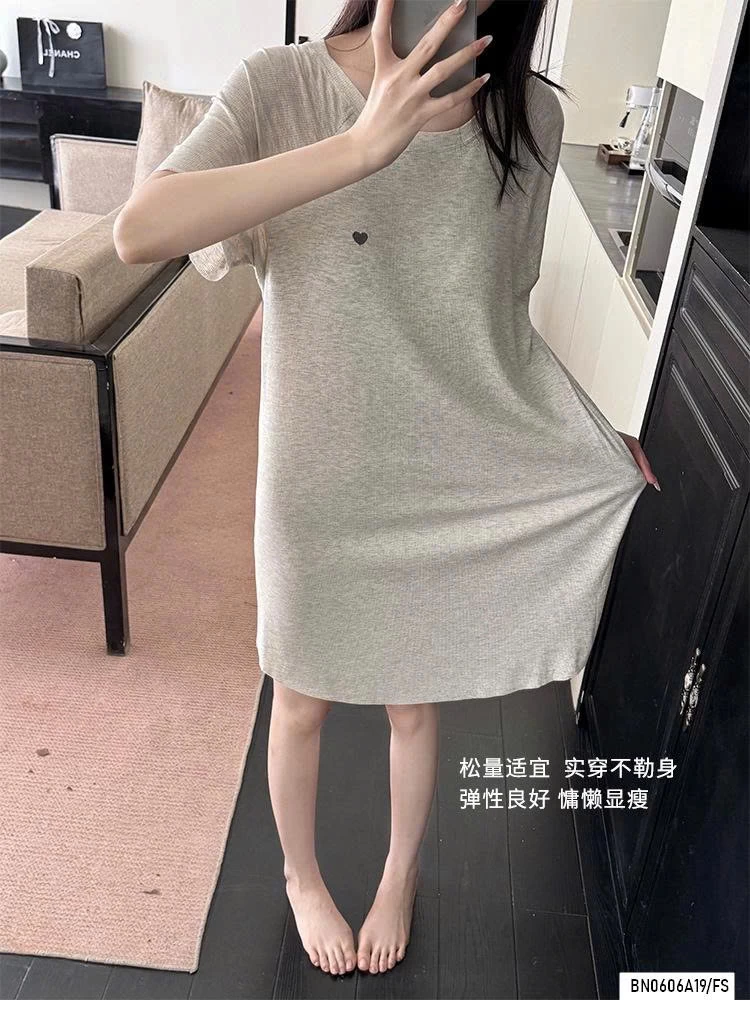 ĐẦM/BỘ NGỦ THUN GÂN THÊU TRÁI TIM