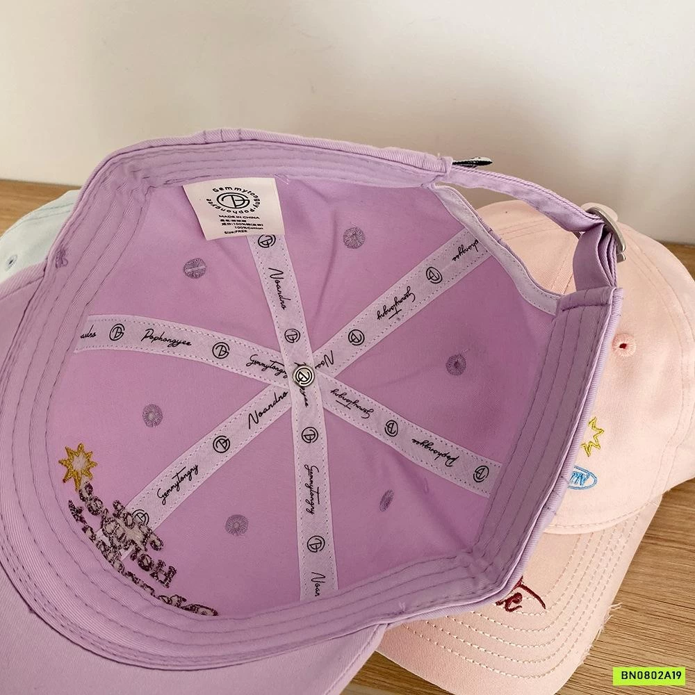 MŨ KẾT THÊU CHỮ CÁ TÍNH