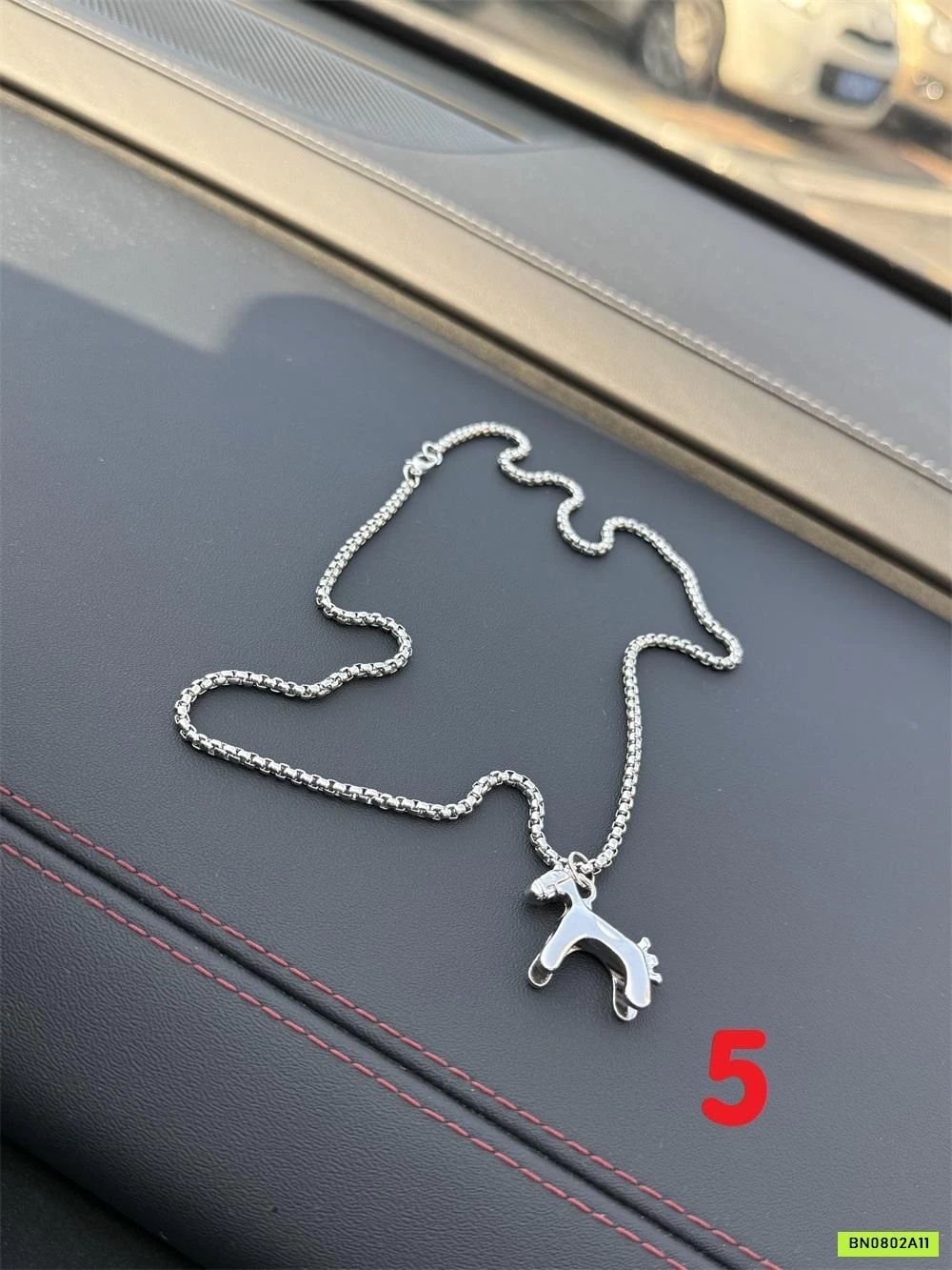 VÒNG CỔ PHỤ KIỆN