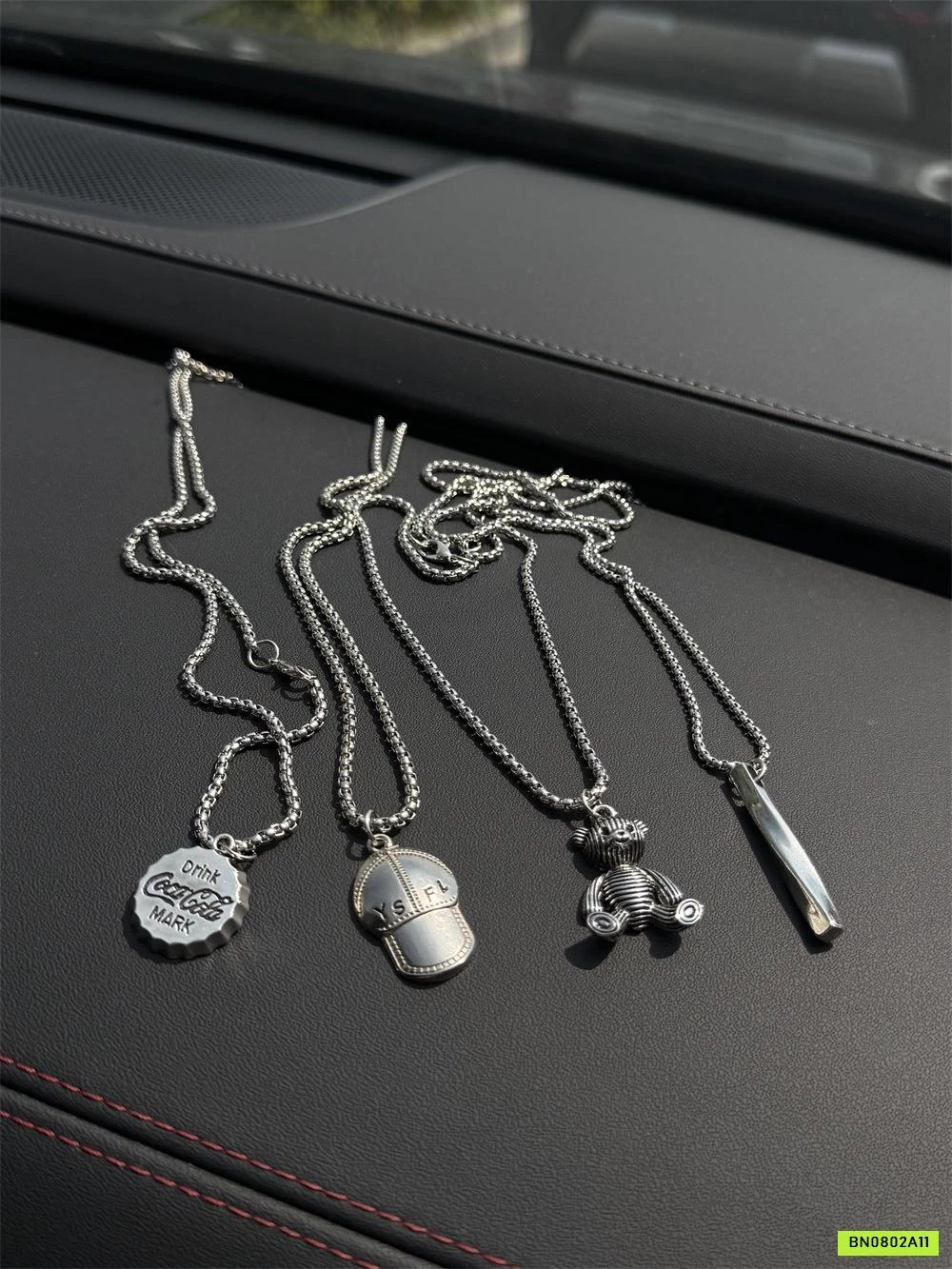 VÒNG CỔ PHỤ KIỆN