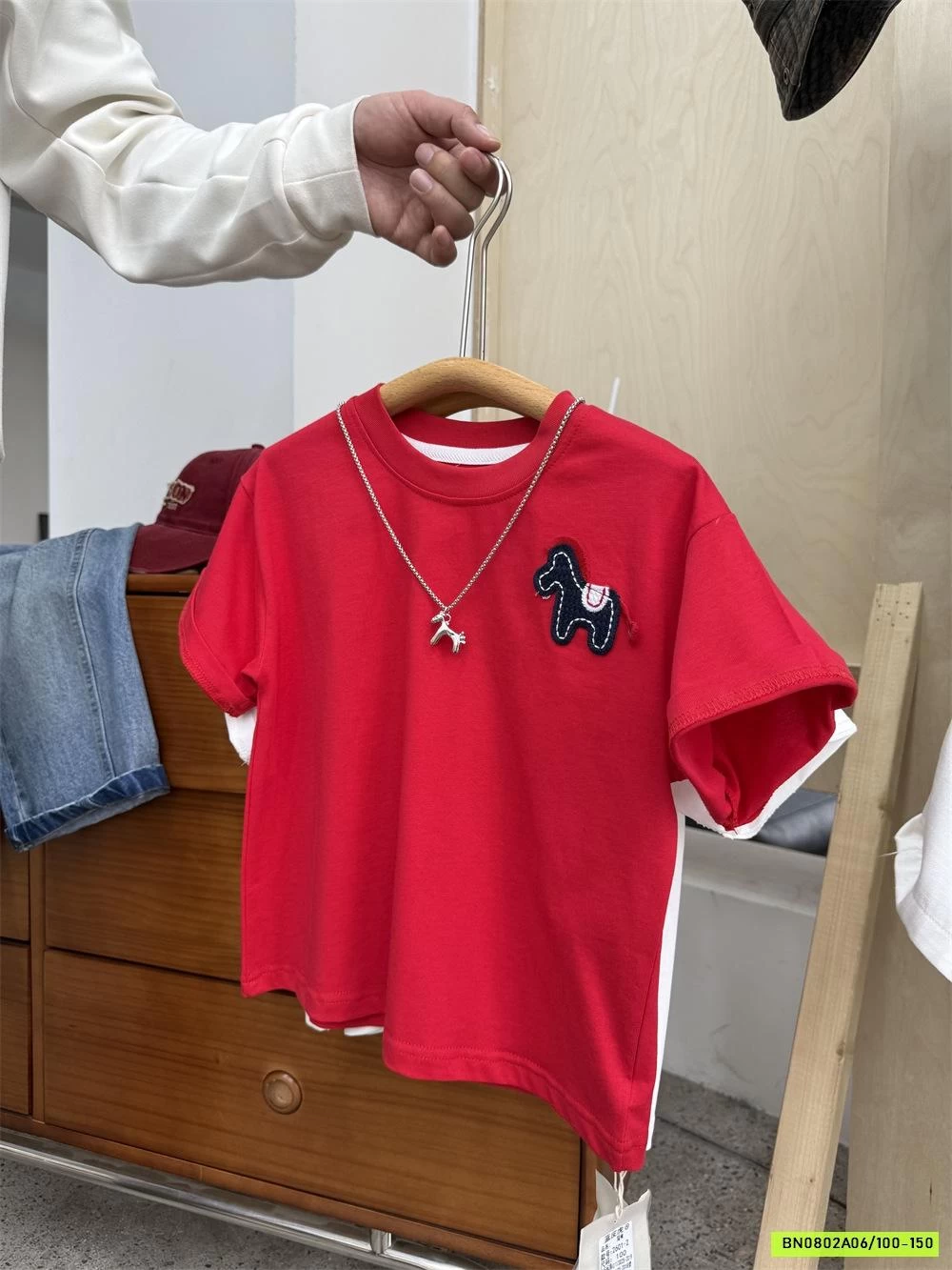 ÁO THUN THÊU NGỰA