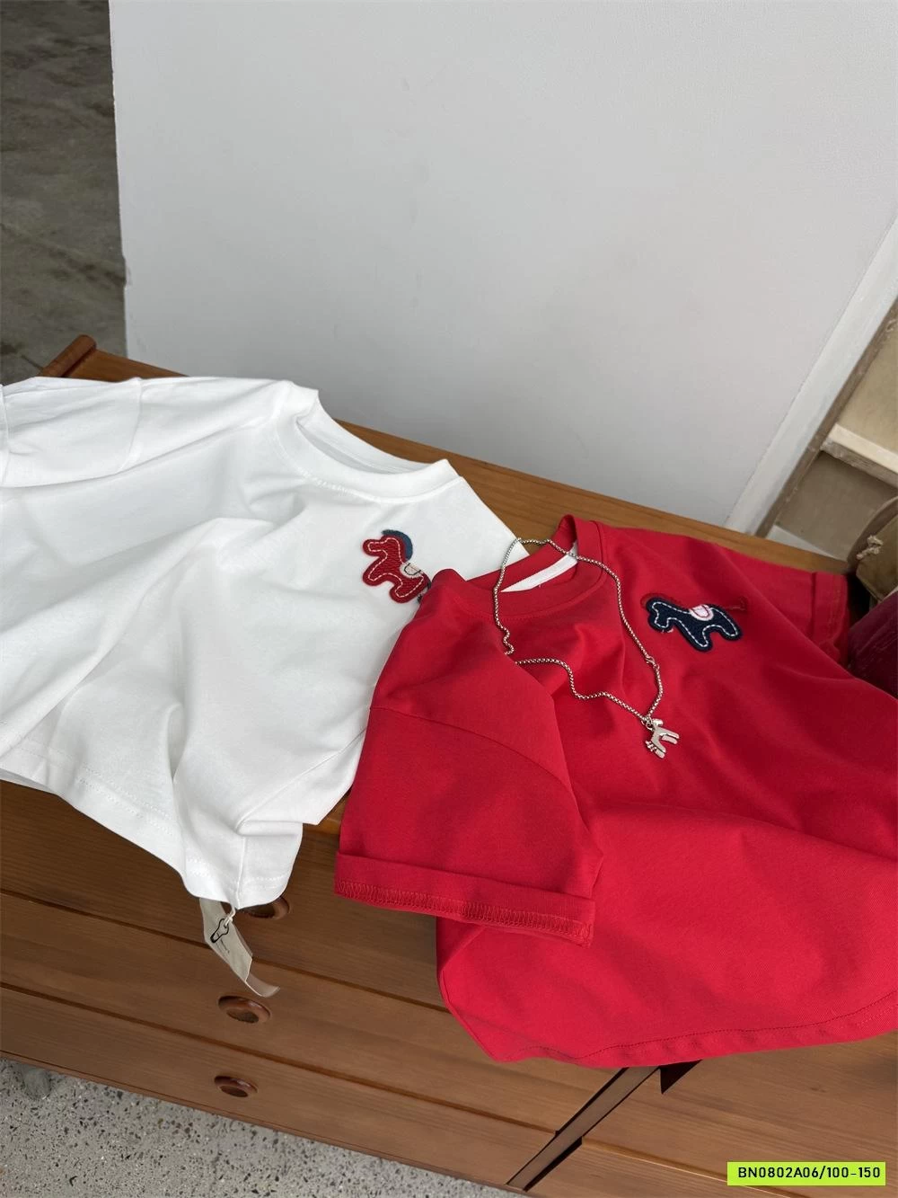 ÁO THUN THÊU NGỰA