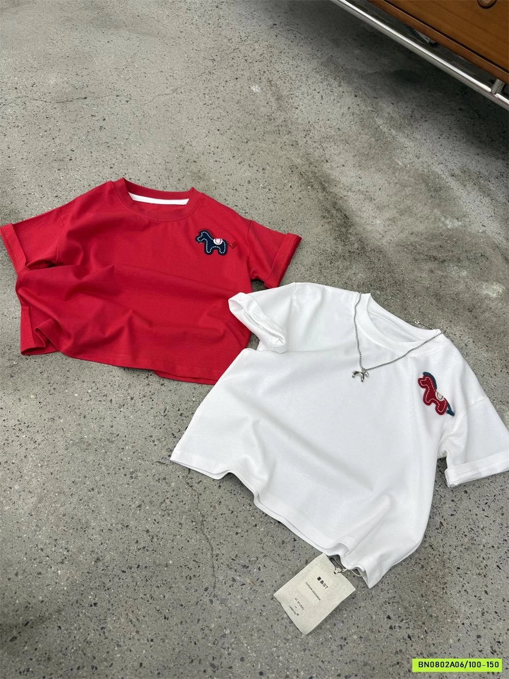 ÁO THUN THÊU NGỰA