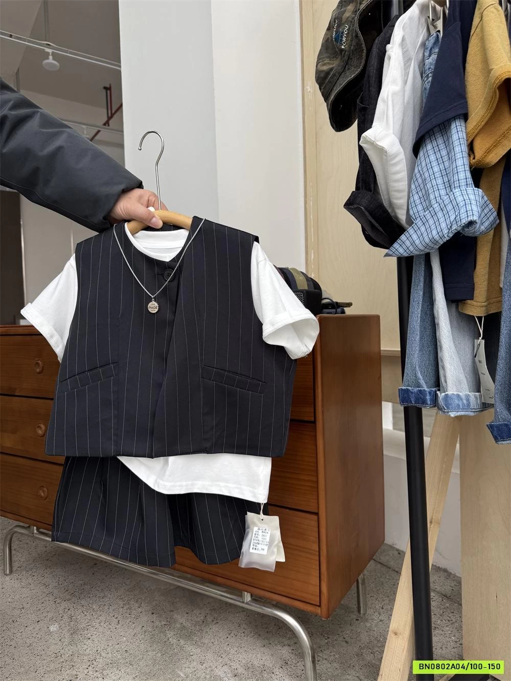 SÉT VEST ĐEN NGẮN TAY