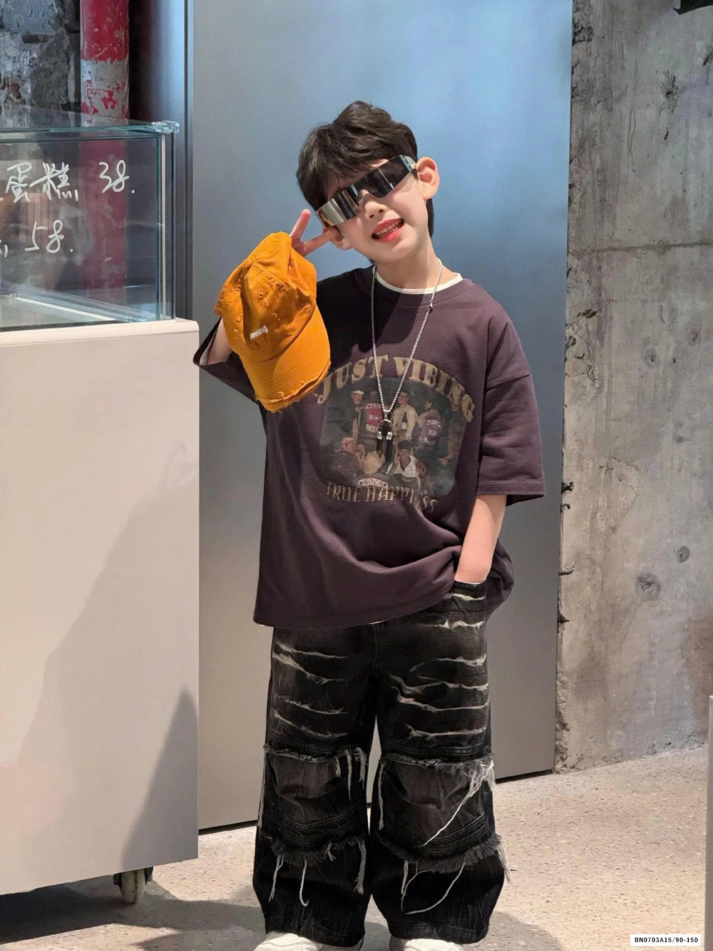 ÁO THUN JUST VIBING