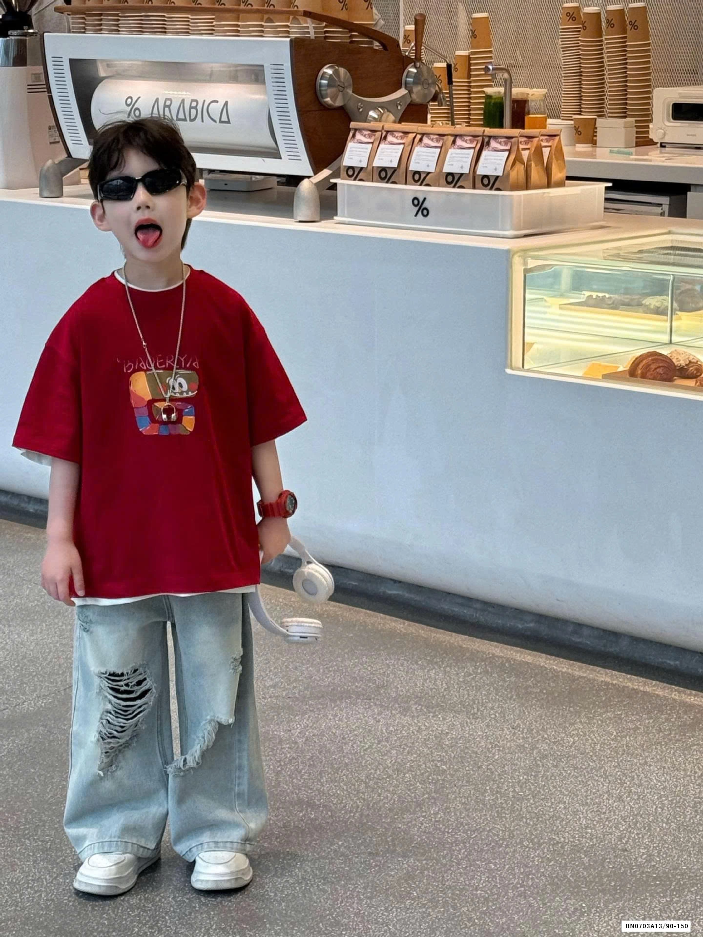 ÁO THUN ĐỎ IN HÌNH