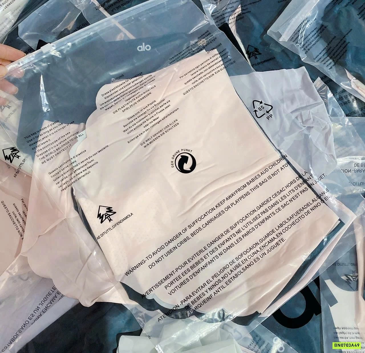 SÉT 5 QUẦN CHIP KHÔNG VIỀN