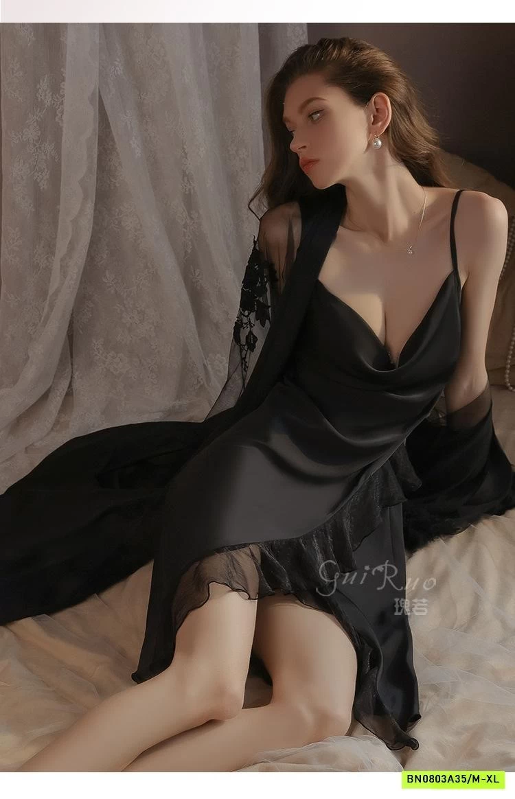 SÉT VÁY NGỦ LỤA 2 DÂY KÈM ÁO CHOÀNG