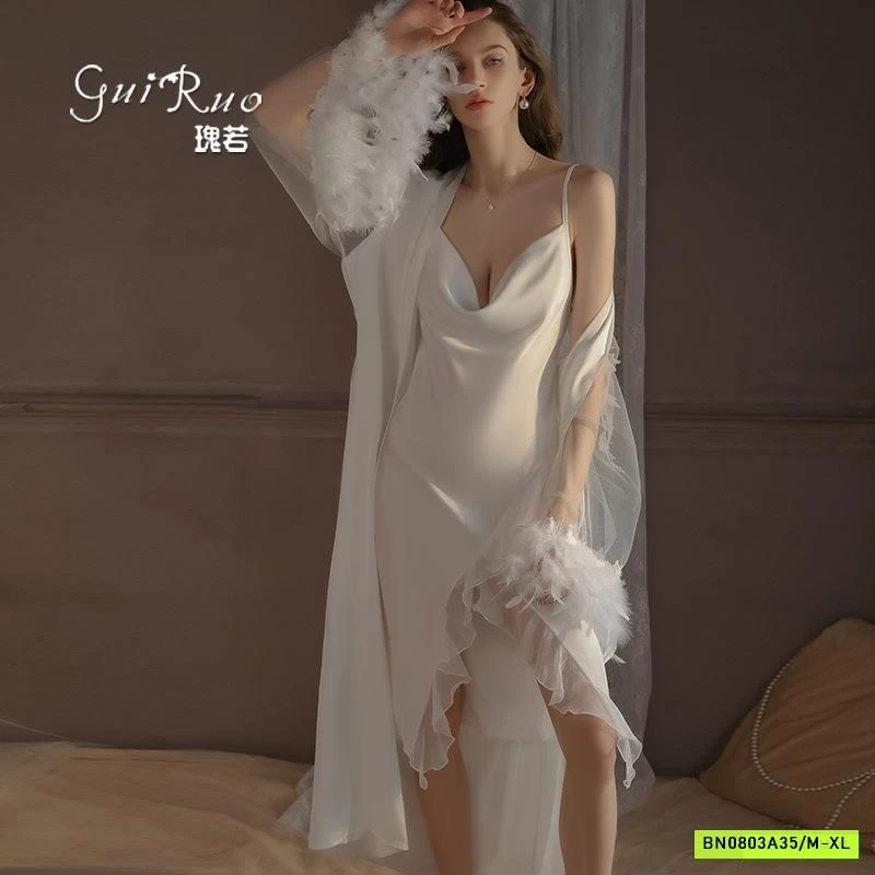 SÉT VÁY NGỦ LỤA 2 DÂY KÈM ÁO CHOÀNG