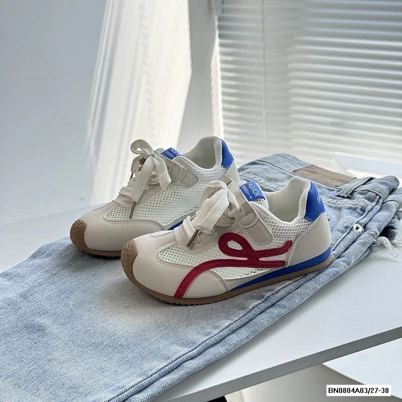 GIÀY LƯỚI BUỘC DÂY PHỐI SỌC