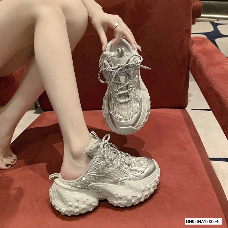 SỤC THỂ THAO ĐẾ ĐINH