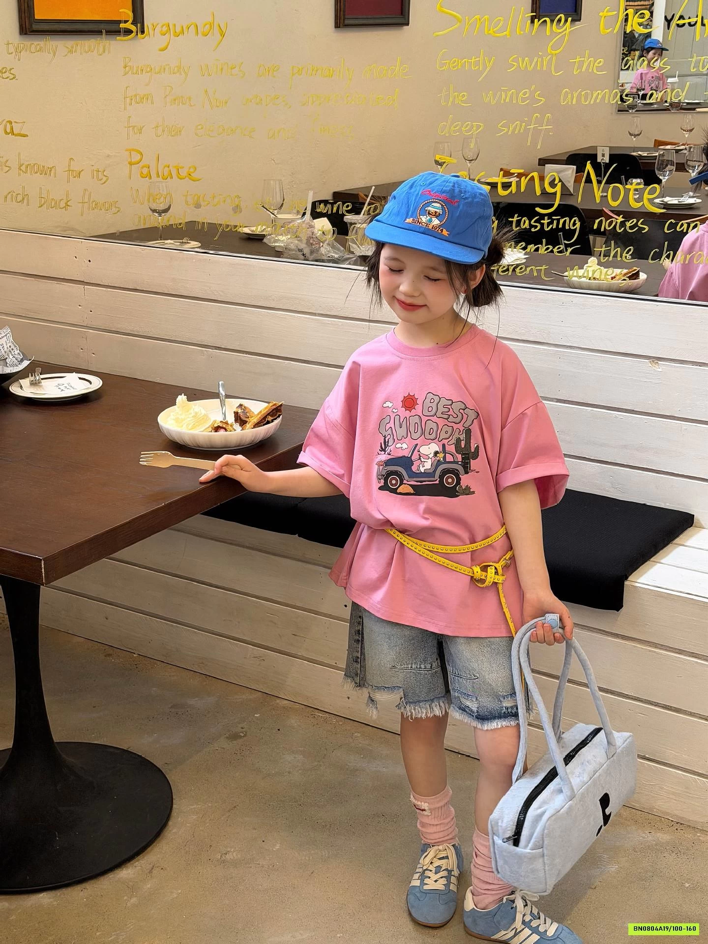 ÁO THUN SNOOPY BÉ GÁI