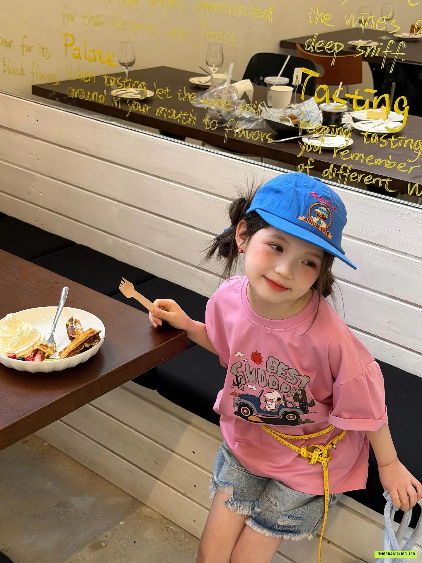 ÁO THUN SNOOPY BÉ GÁI