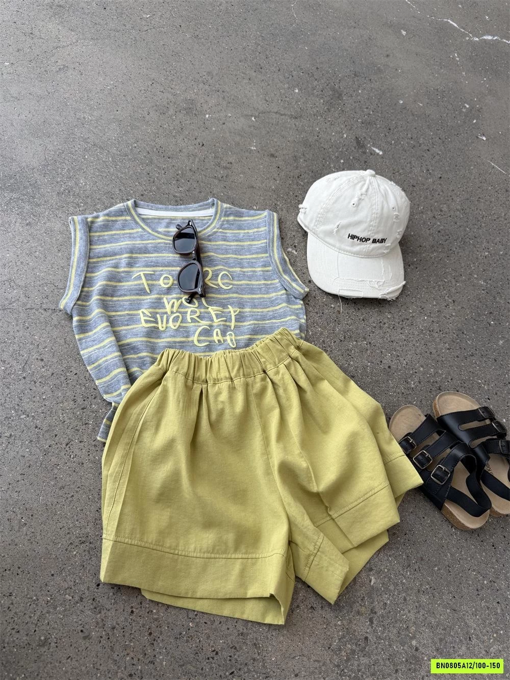 SÉT ÁO KẺ XÁM MIX SHORT VÀNG