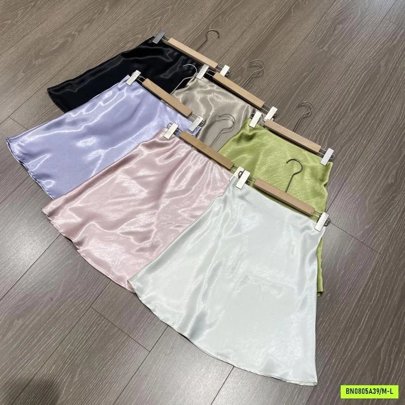 CHÂN VÁY LỤA ĐUÔI CÁ DÁNG NGẮN