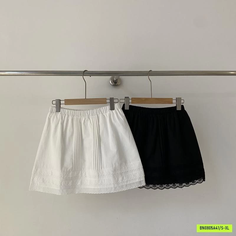 CHÂN VÁY NGẮN PHỐI VIỀN REN