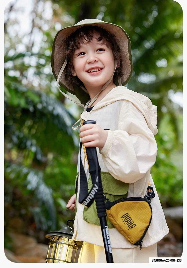 KHOÁC GIÓ MỎNG CHỐNG NẮNG CC