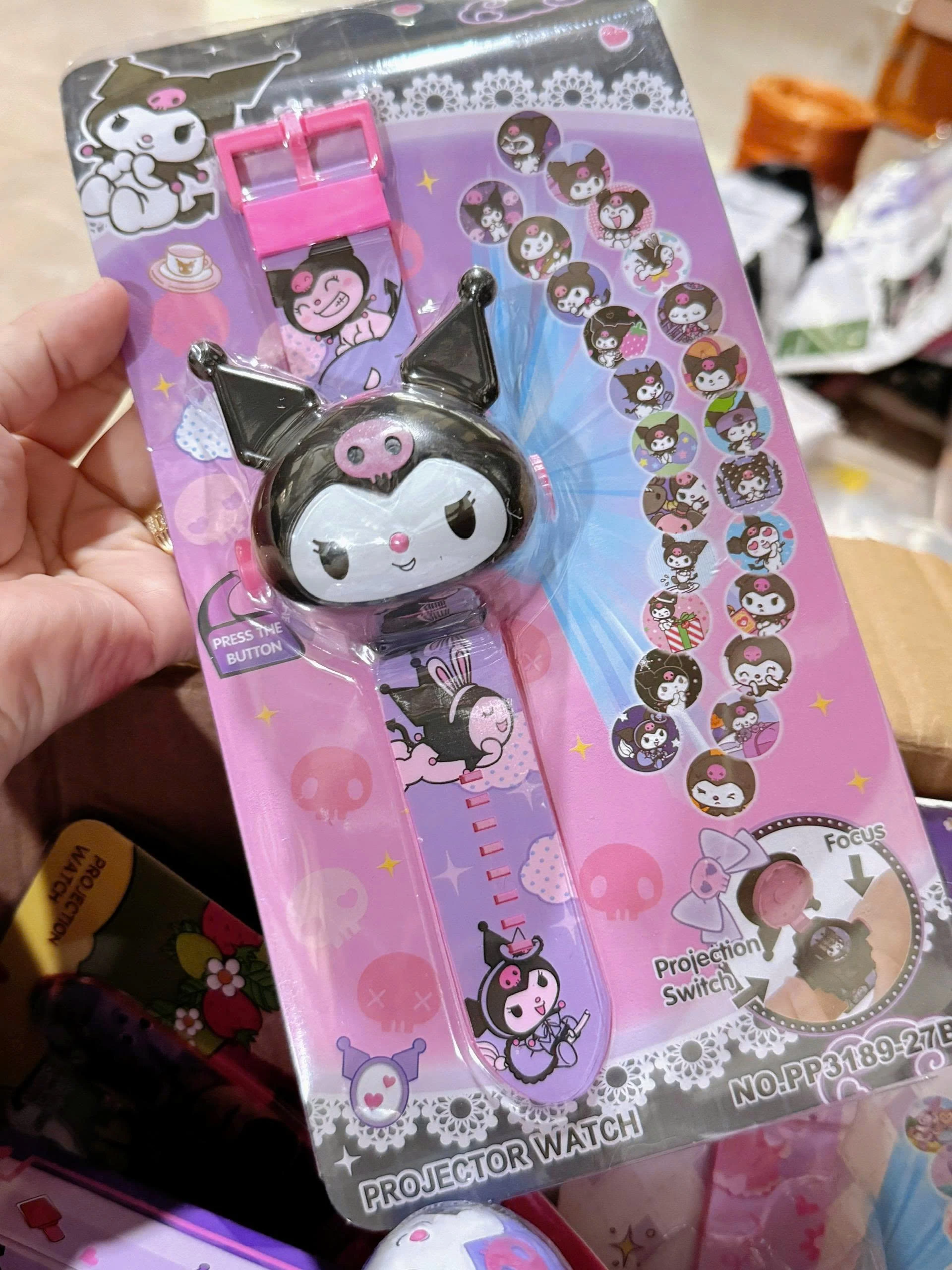 ĐỒNG HỒ CHIẾU ĐÈN KUROMI